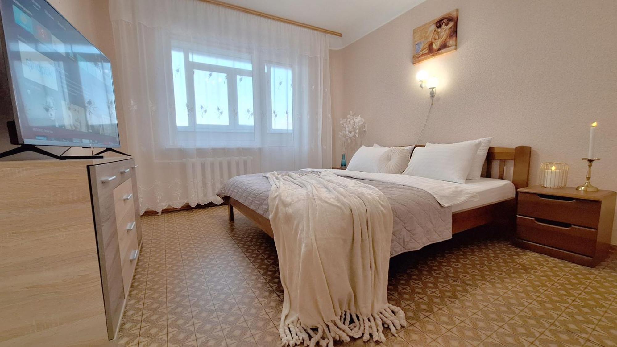 4 Ліжка З Балконом Документи Для Відряджень Мережа Alex Apartments Безконтатне Заселення 24-7 Полтава Экстерьер фото