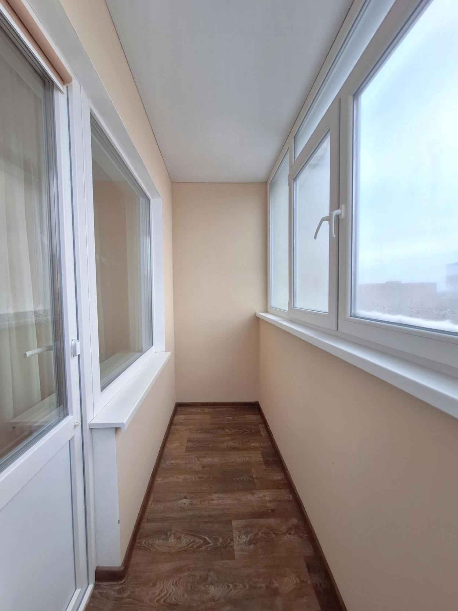 4 Ліжка З Балконом Документи Для Відряджень Мережа Alex Apartments Безконтатне Заселення 24-7 Полтава Экстерьер фото